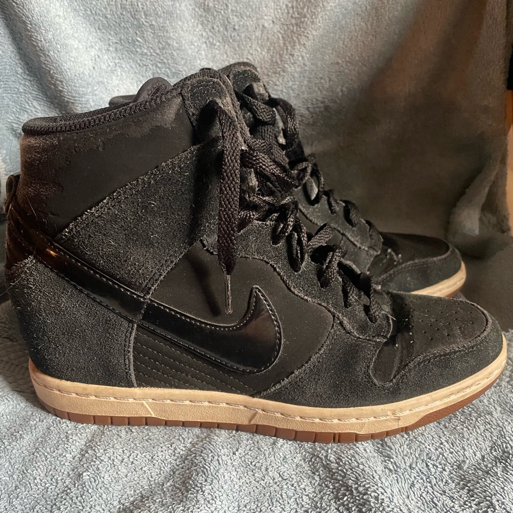 Nike Women's Black High-Top Sneakers as seen in Pitch Perfect 2!